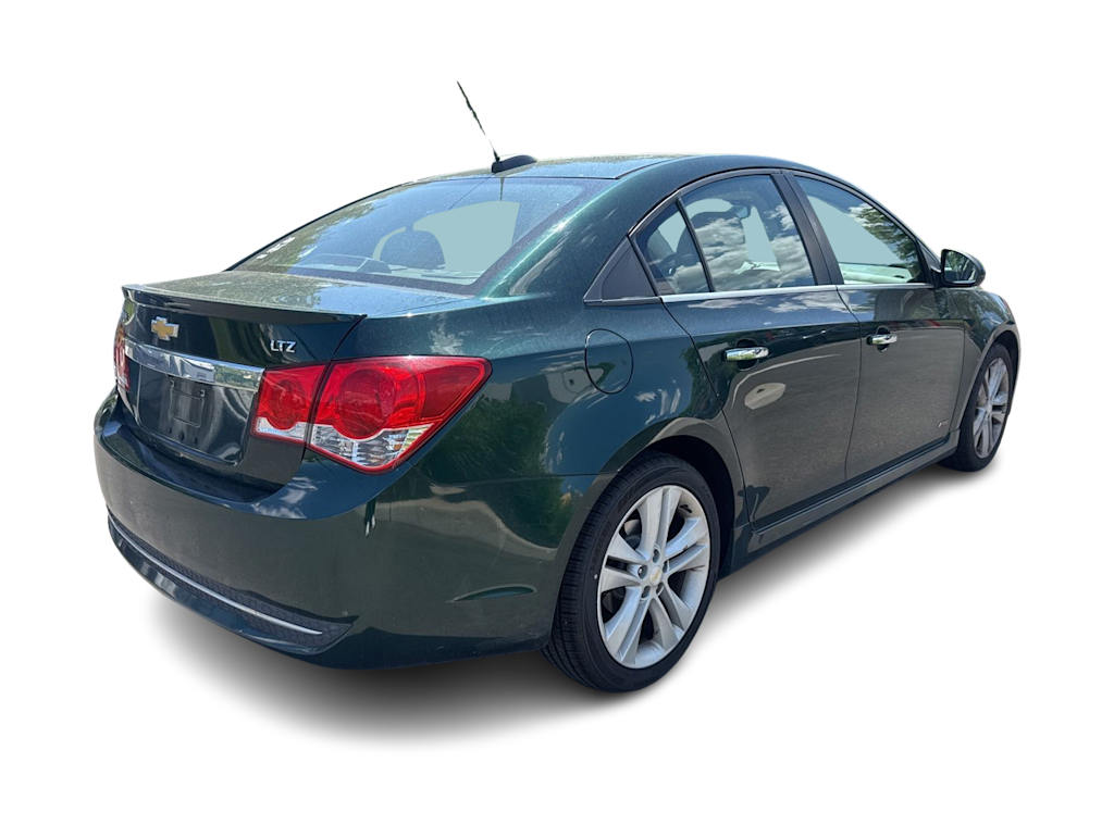 Thumbnail: 2015 Chevrolet Cruze - 18