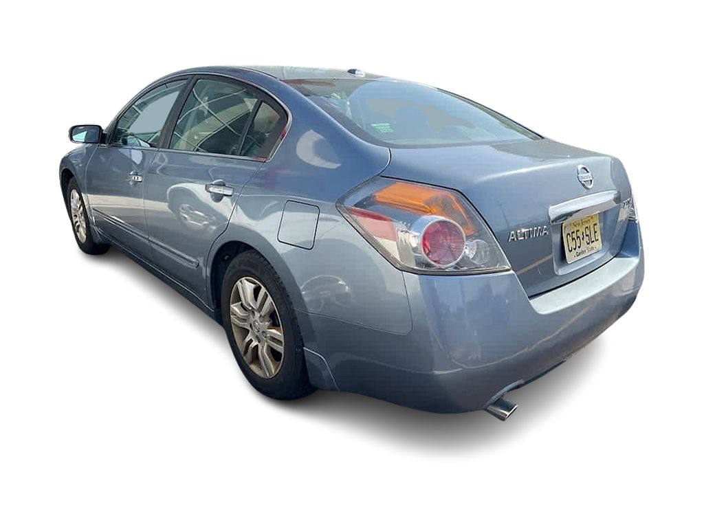 2010 Nissan Altima SL 3