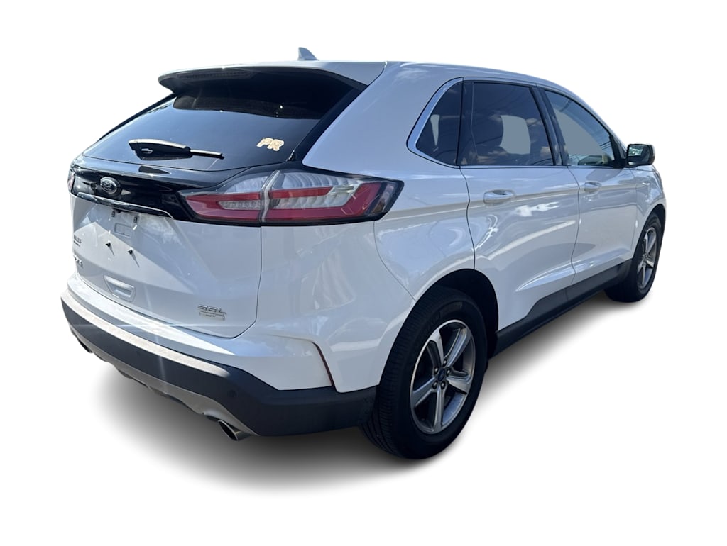 Thumbnail: 2019 Ford Edge - 18