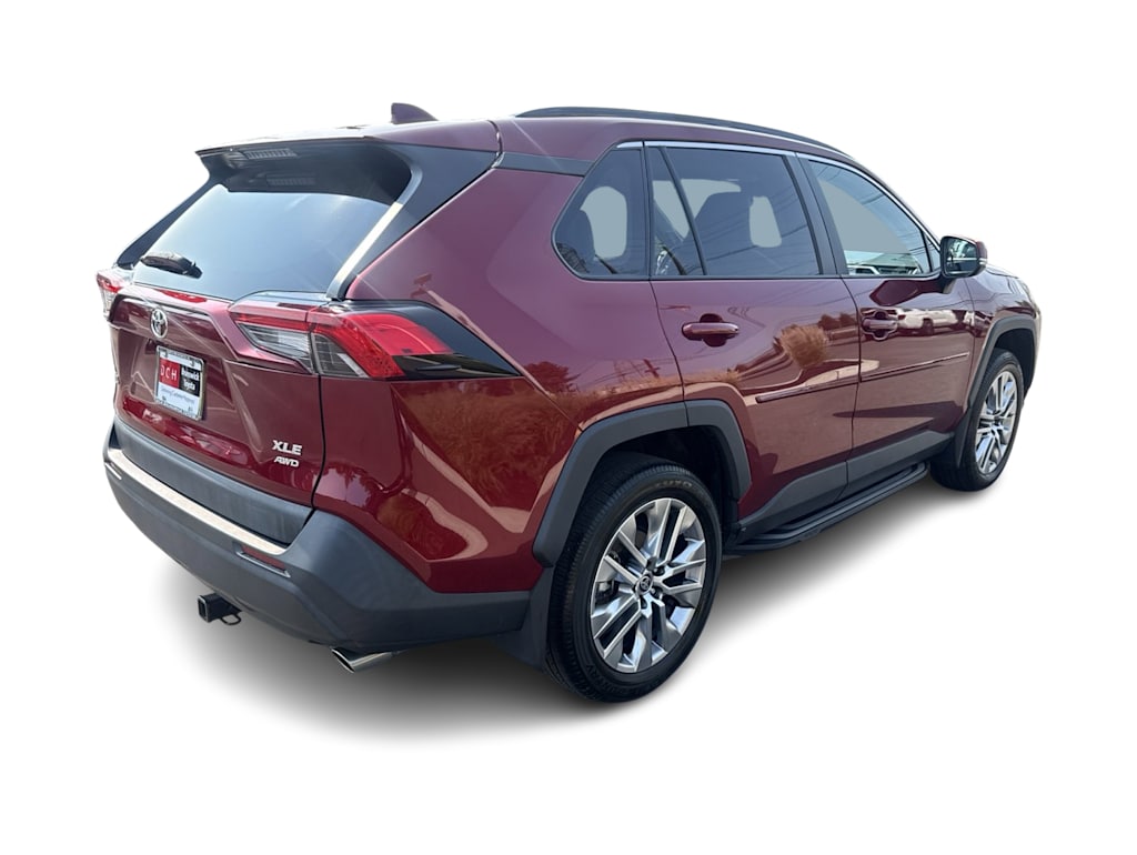 Thumbnail: 2023 Toyota RAV4 - 18