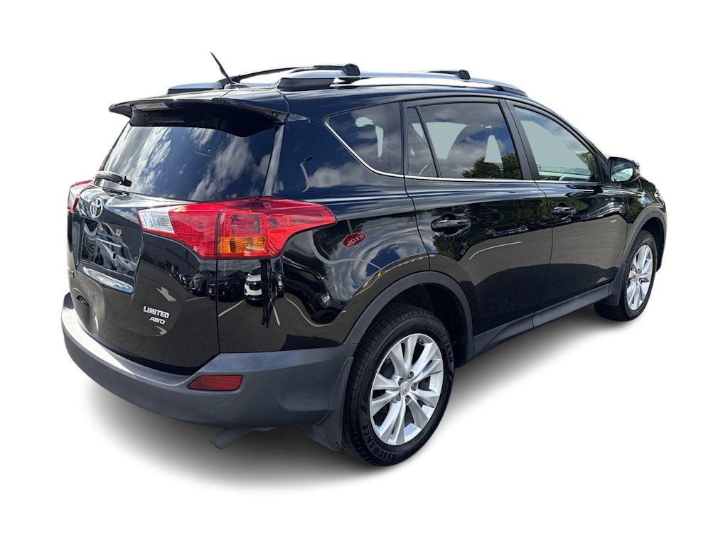 Thumbnail: 2015 Toyota RAV4 - 18