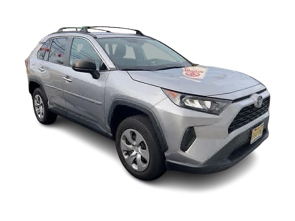 2021 Toyota RAV4 LE 11