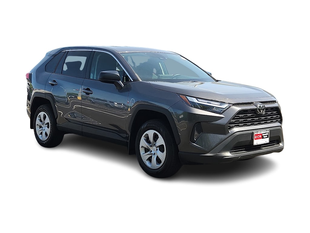 2023 Toyota RAV4 LE 17