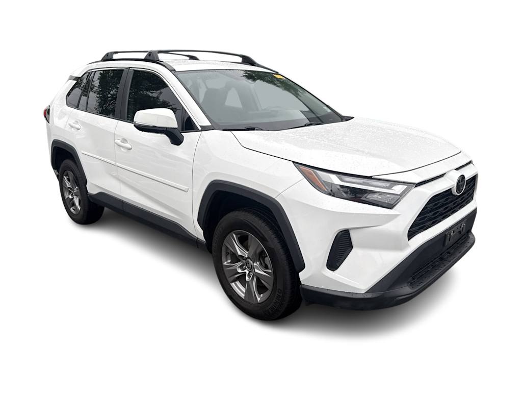 Thumbnail: 2022 Toyota RAV4 - 16