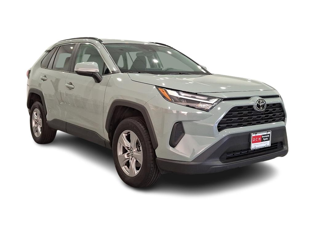 2023 Toyota RAV4 XLE 15