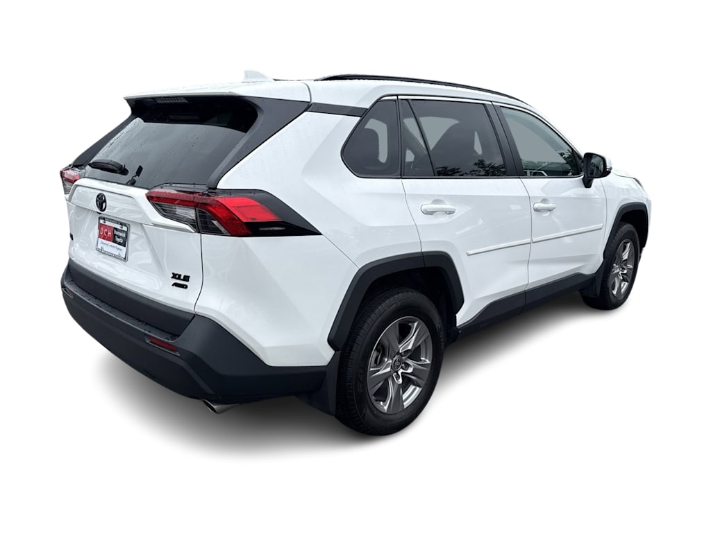 Thumbnail: 2024 Toyota RAV4 - 18