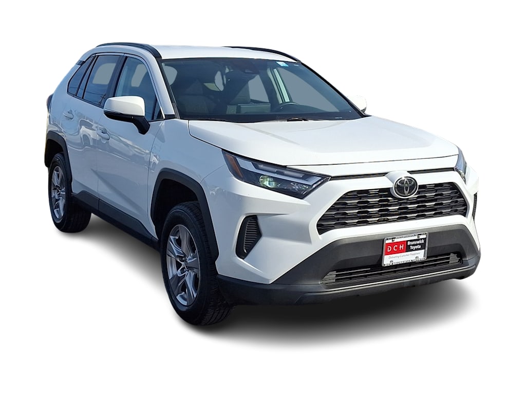 2022 Toyota RAV4 XLE 15