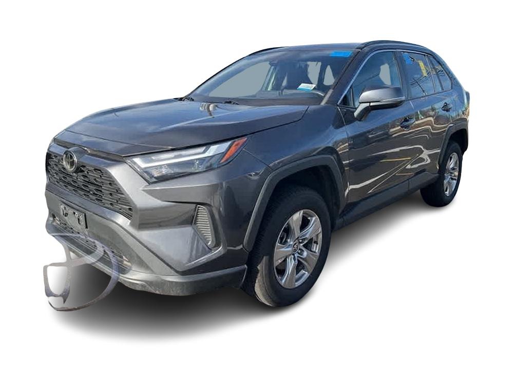 Used 2022 Toyota RAV4 XLE with VIN 2T3P1RFV6NW274373 for sale in Medford, OR