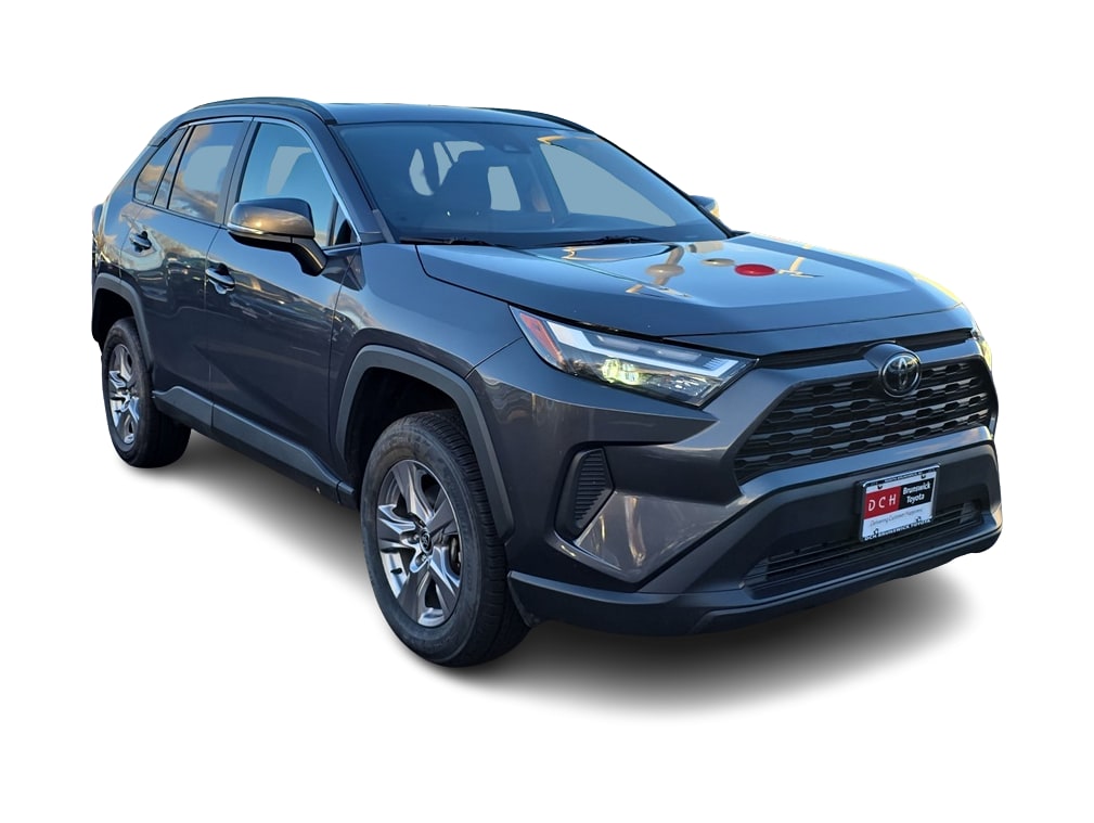 2022 Toyota RAV4 XLE 12