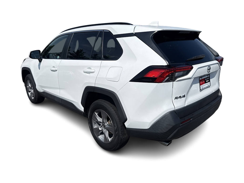 Thumbnail: 2022 Toyota RAV4 - 3