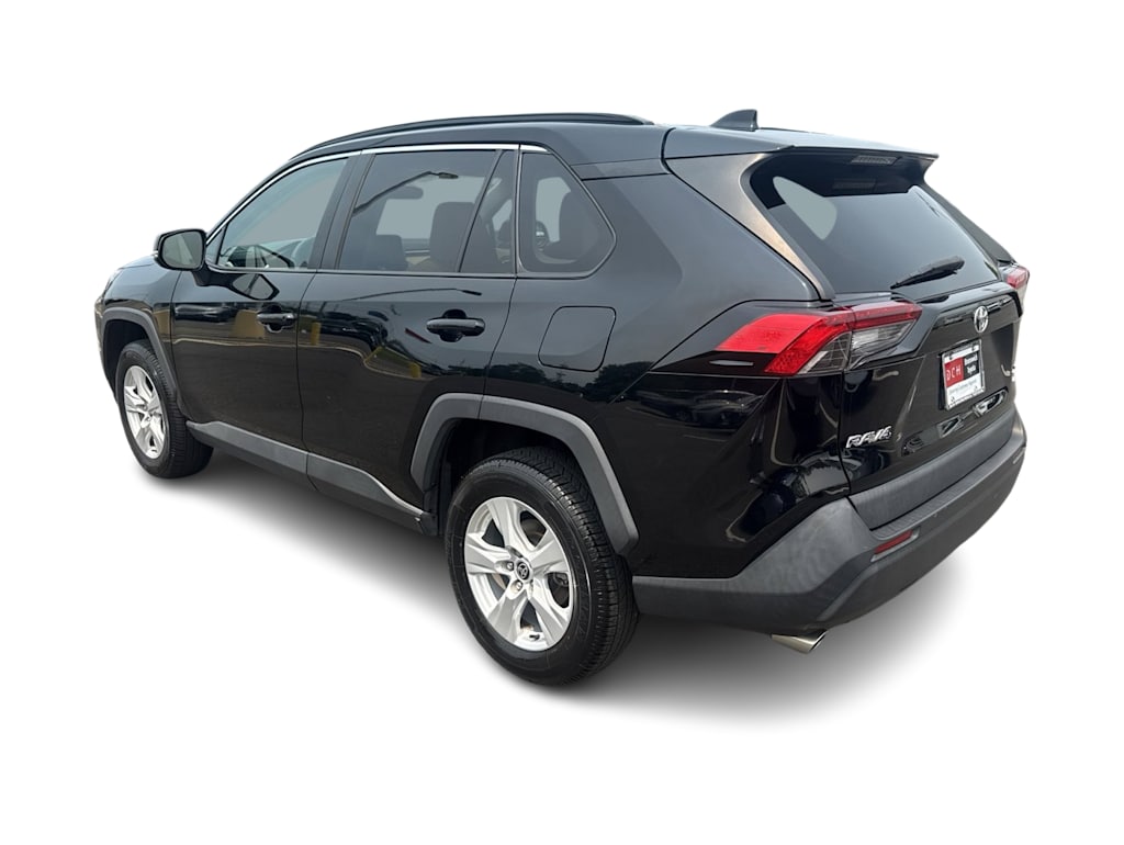 Thumbnail: 2021 Toyota RAV4 - 3