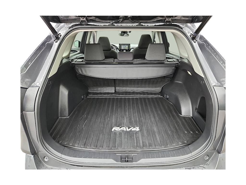 2022 Toyota RAV4 XLE 15