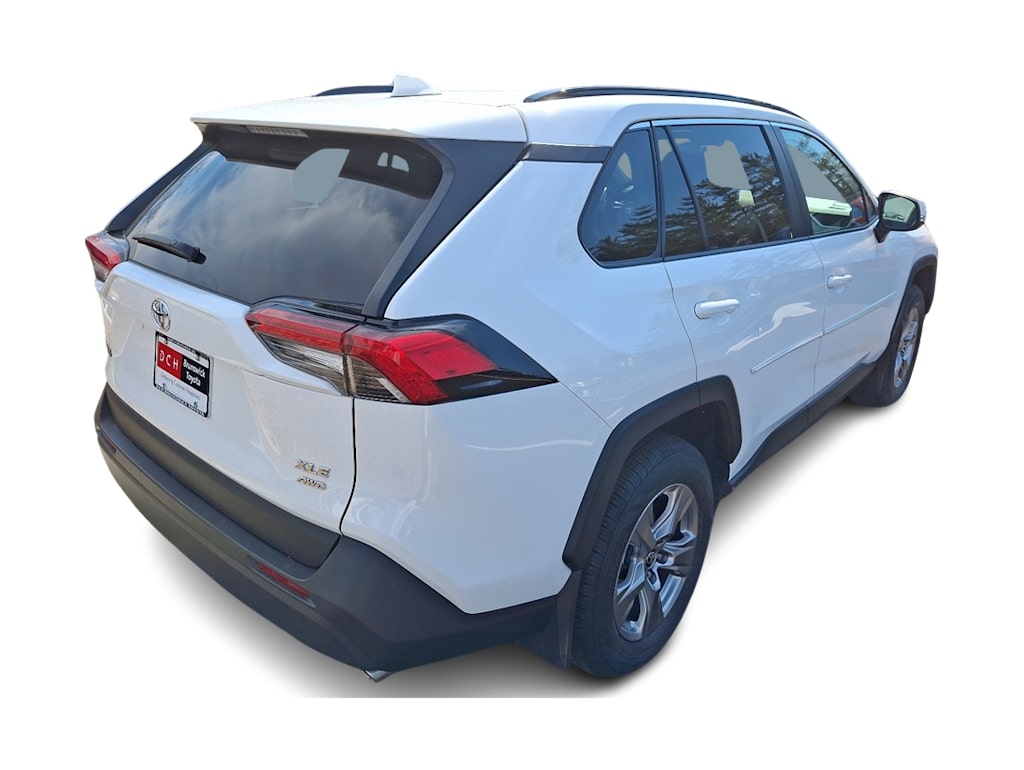 2023 Toyota RAV4 XLE 15