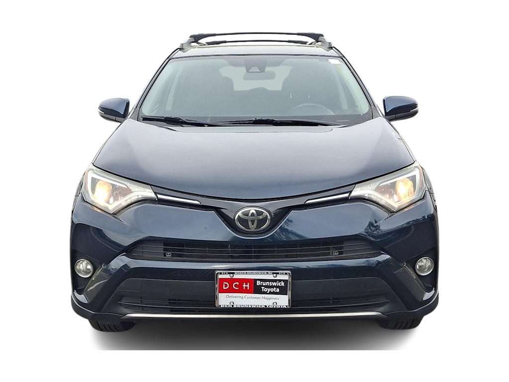 2017 Toyota RAV4 XLE 6