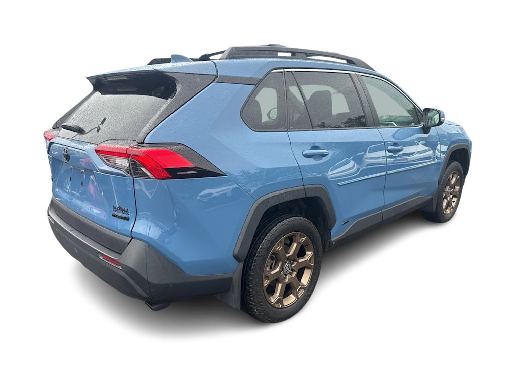 Thumbnail: 2023 Toyota RAV4 - 17