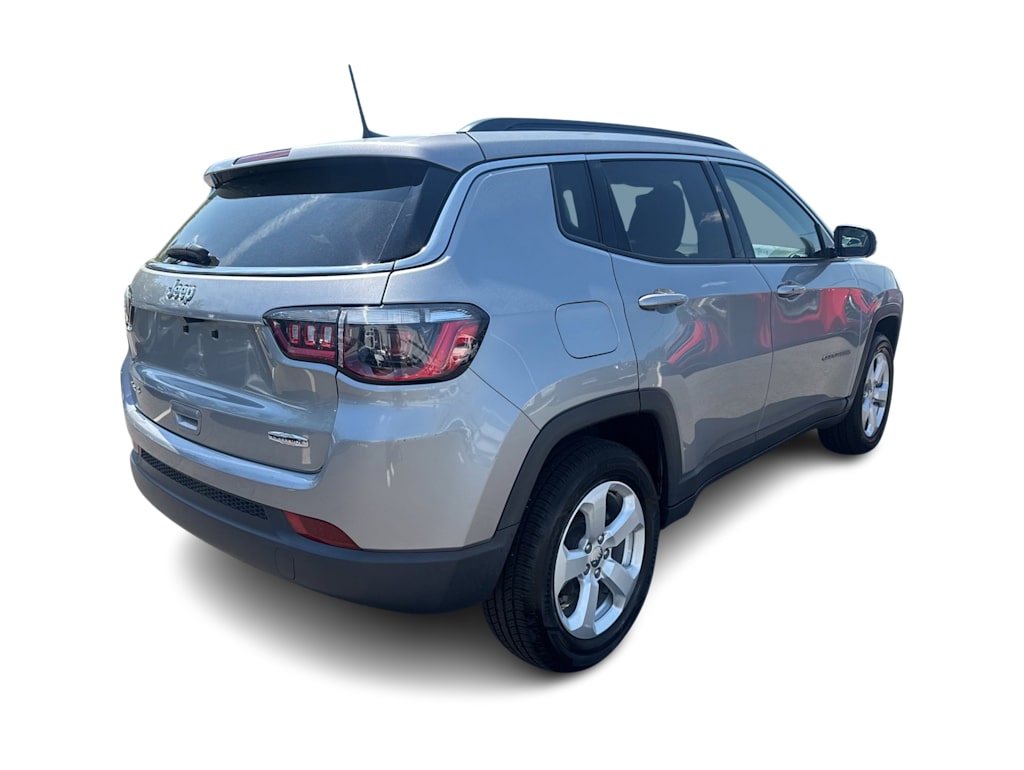 Thumbnail: 2021 Jeep Compass - 16