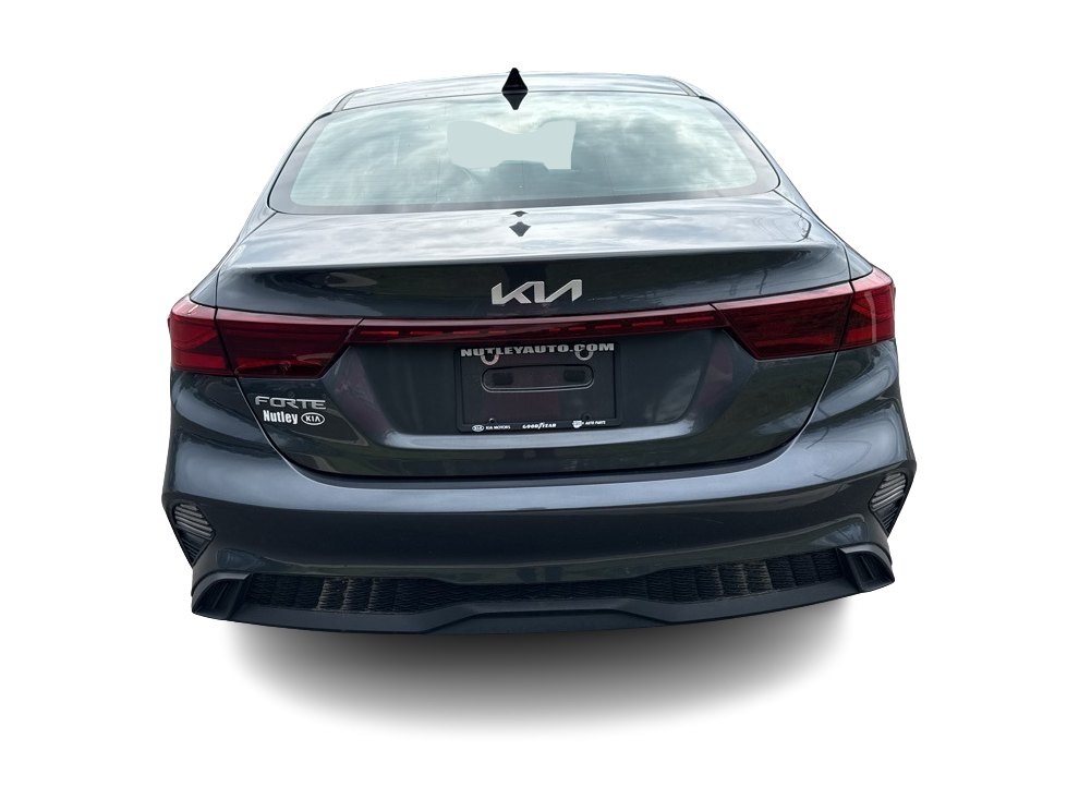Thumbnail: 2023 Kia Forte - 4