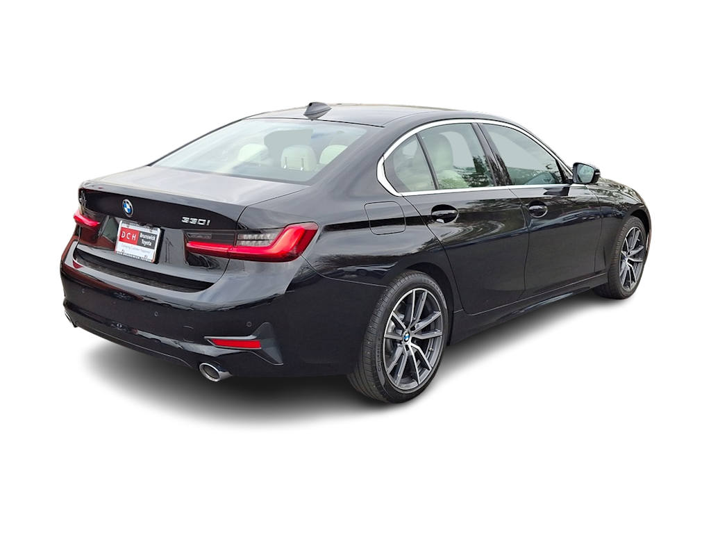 2022 BMW 3 Series 330xi 12