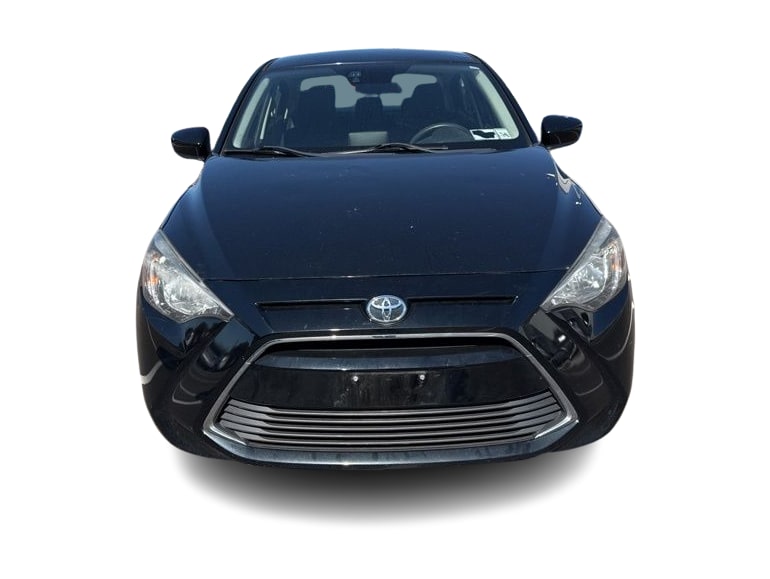 Thumbnail: 2017 Toyota Yaris iA - 4