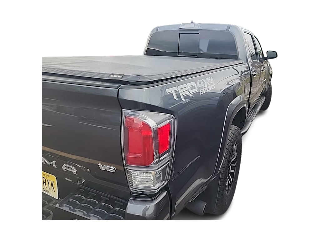 Thumbnail: 2022 Toyota Tacoma - 14