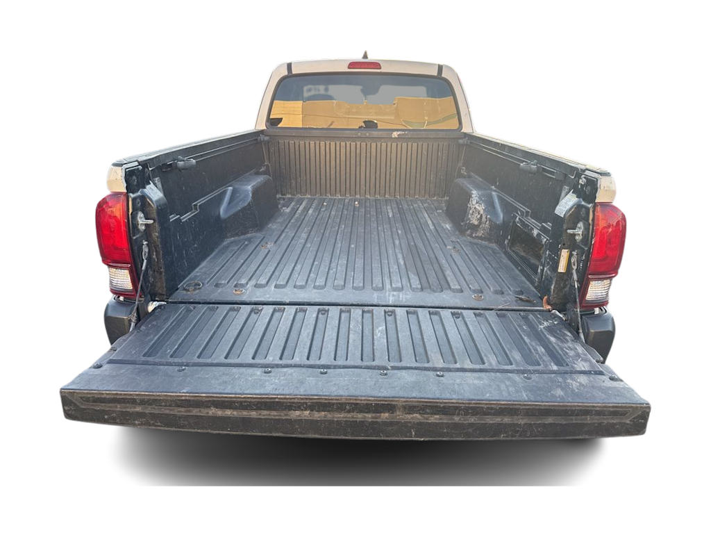 Thumbnail: 2021 Toyota Tacoma - 13