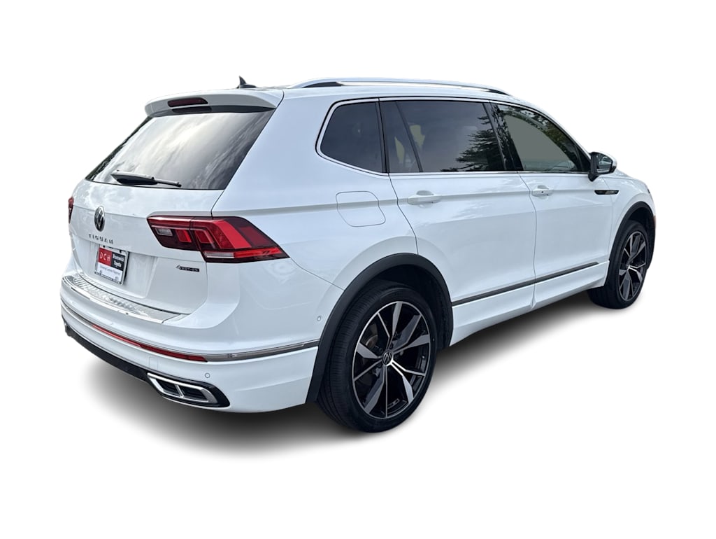 Thumbnail: 2022 Volkswagen Tiguan - 18