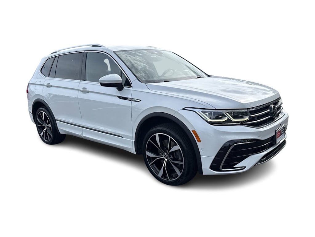 Thumbnail: 2022 Volkswagen Tiguan - 17