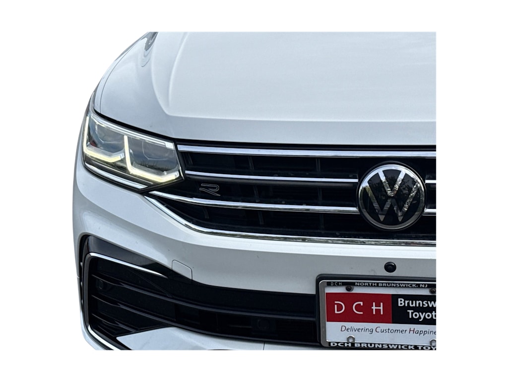 Thumbnail: 2022 Volkswagen Tiguan - 22