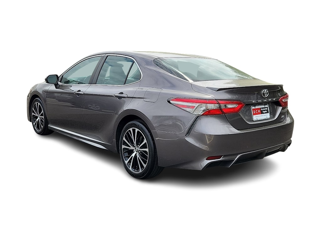 2018 Toyota Camry SE 4