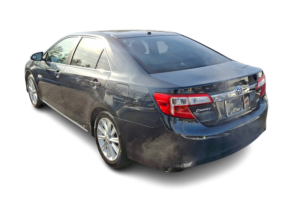 2013 Toyota Camry XLE 4