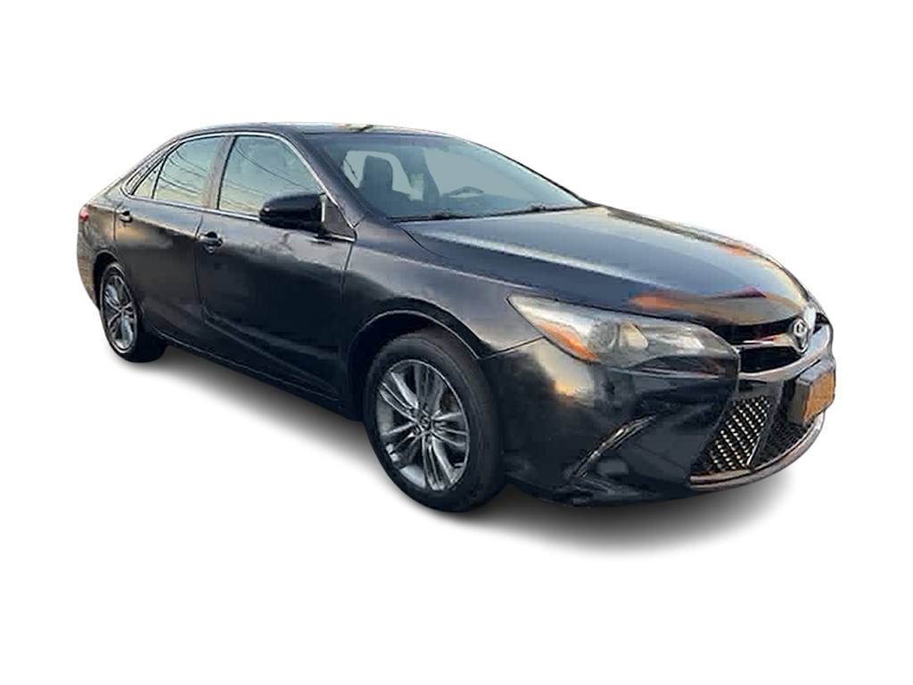 2015 Toyota Camry SE 8