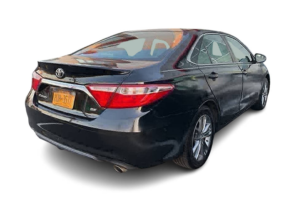 2015 Toyota Camry SE 9