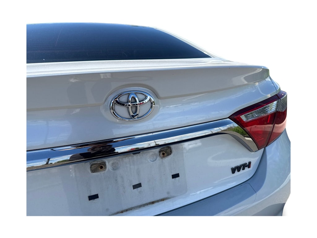 Thumbnail: 2017 Toyota Camry - 20