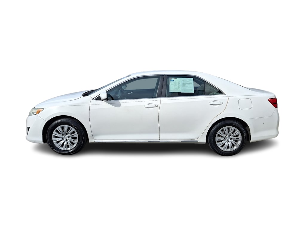 2012 Toyota Camry LE 3