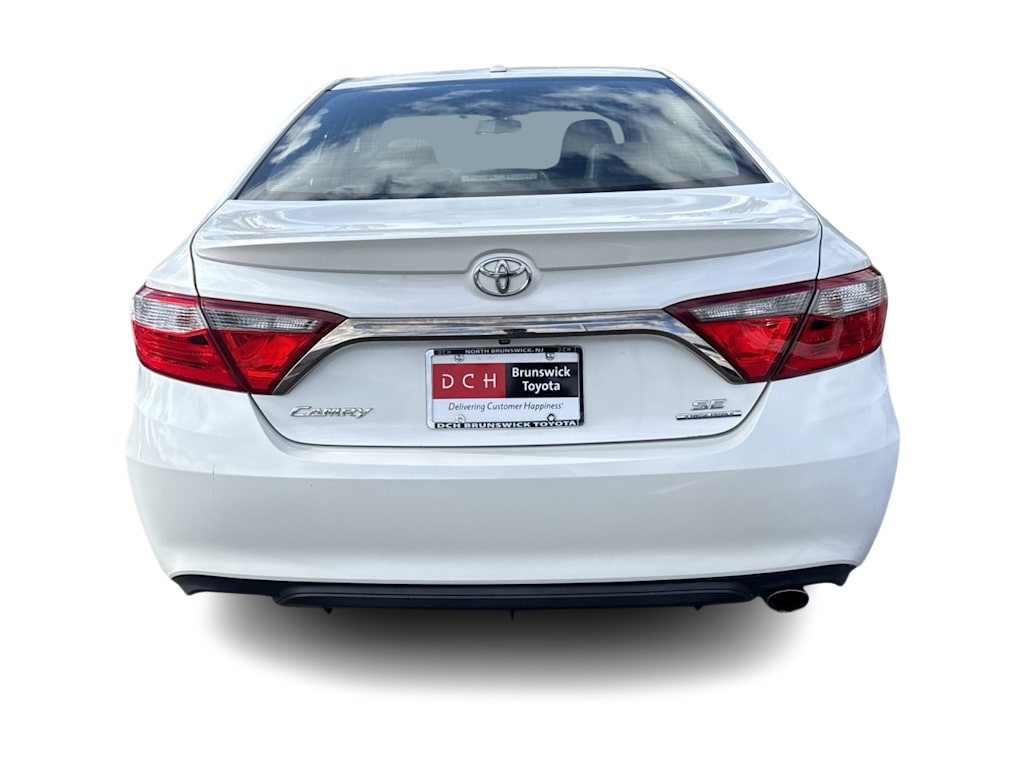 Thumbnail: 2016 Toyota Camry - 4