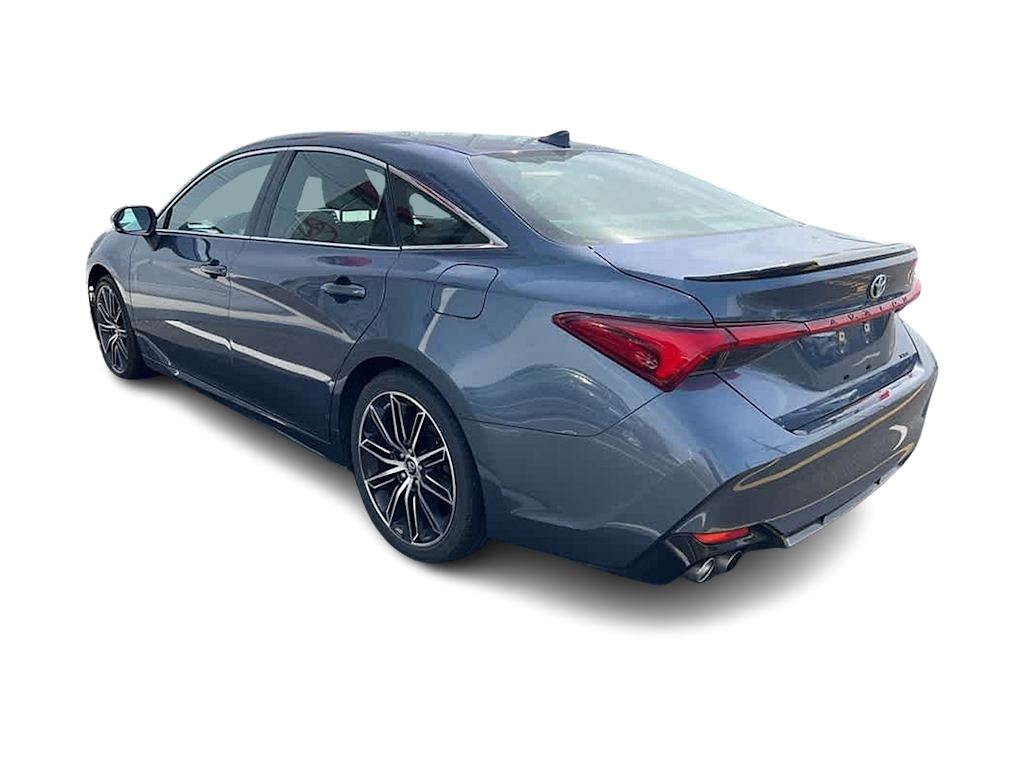 2019 Toyota Avalon XSE 3