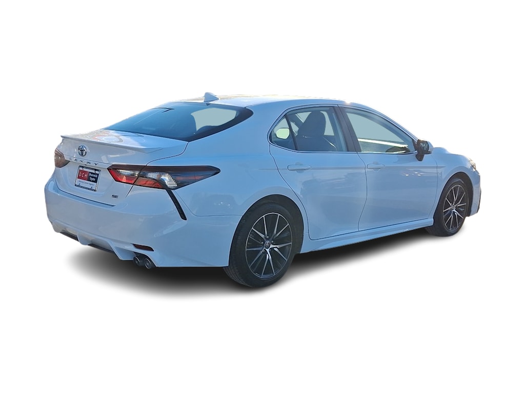 2022 Toyota Camry SE 17