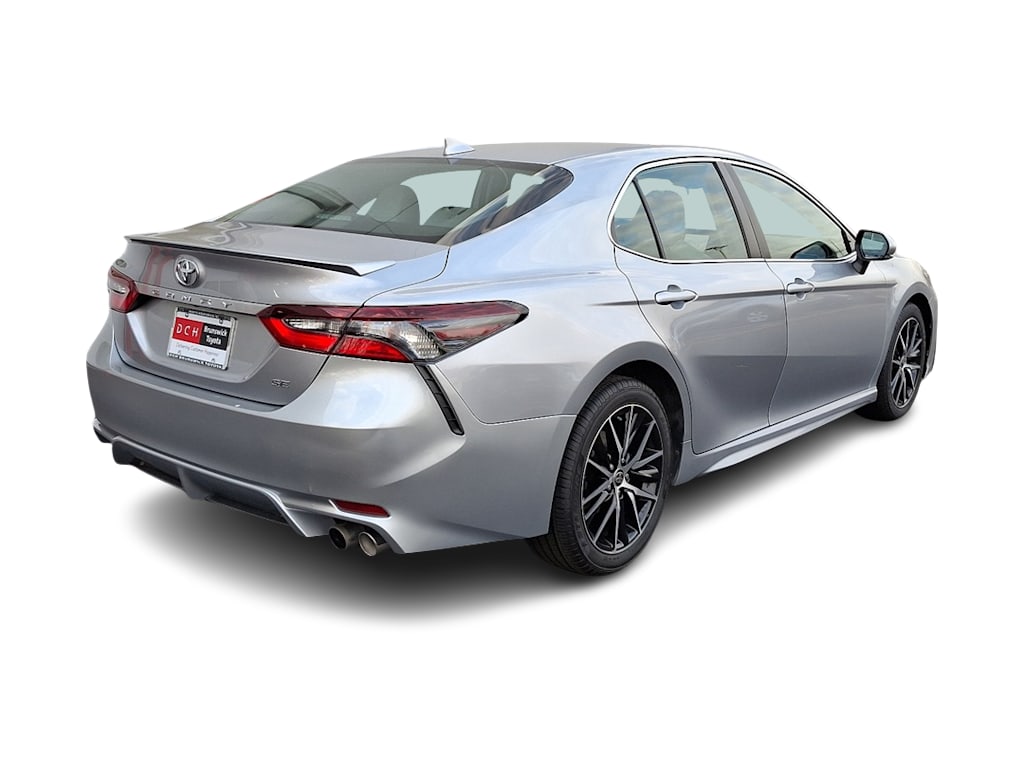 2022 Toyota Camry SE 11