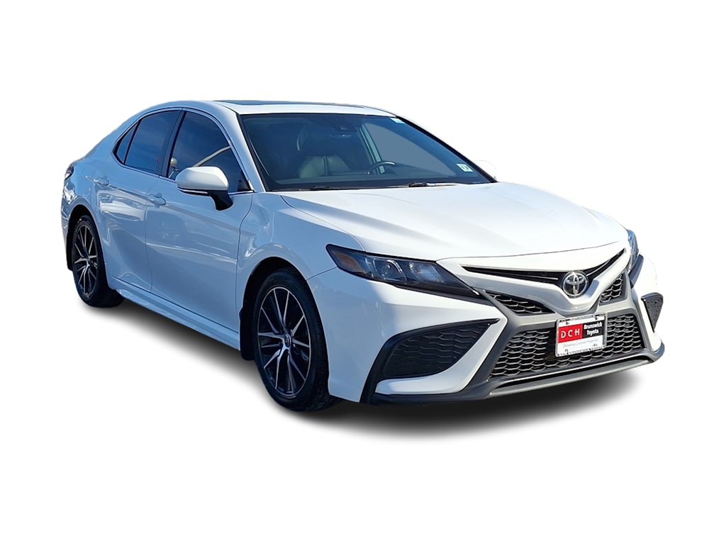 2022 Toyota Camry SE 15