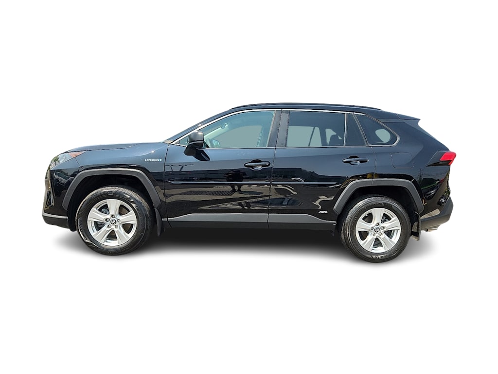 2021 Toyota RAV4 LE 3