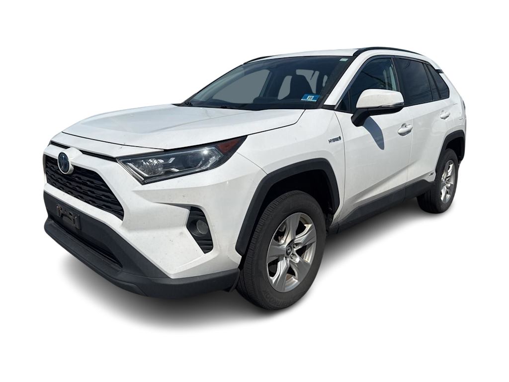 Thumbnail: 2021 Toyota RAV4 - 17