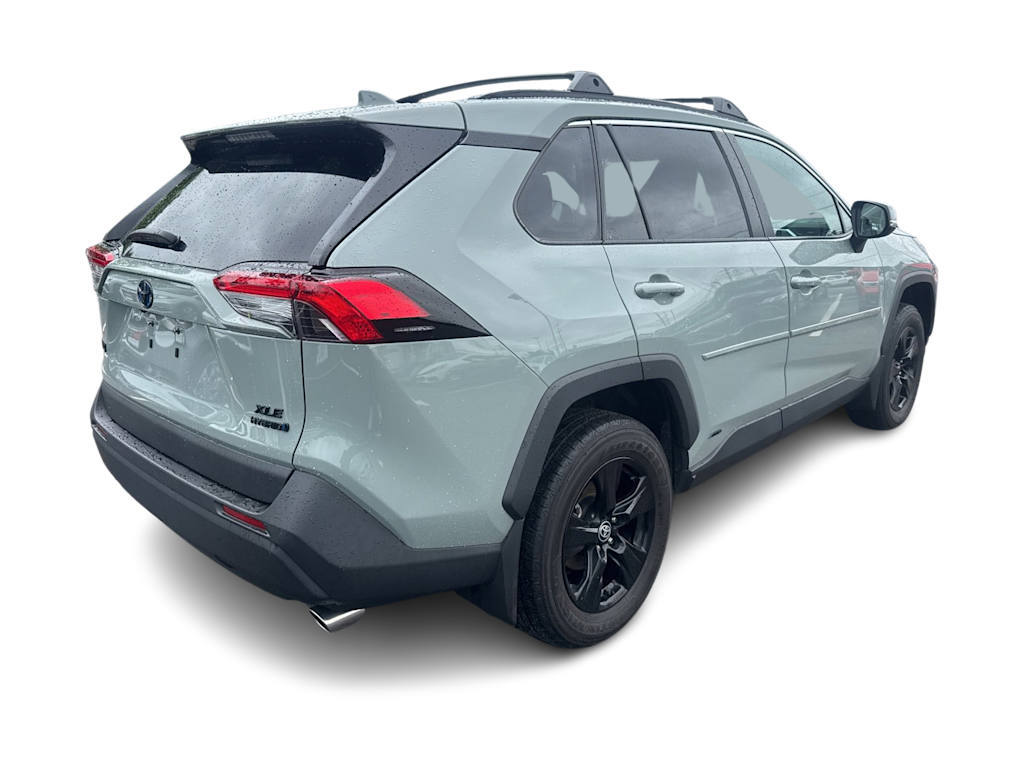 Thumbnail: 2023 Toyota RAV4 - 17