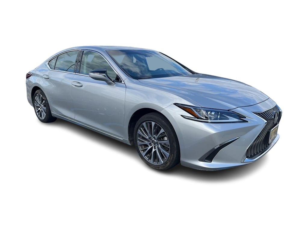 Thumbnail: 2020 Lexus ES - 10