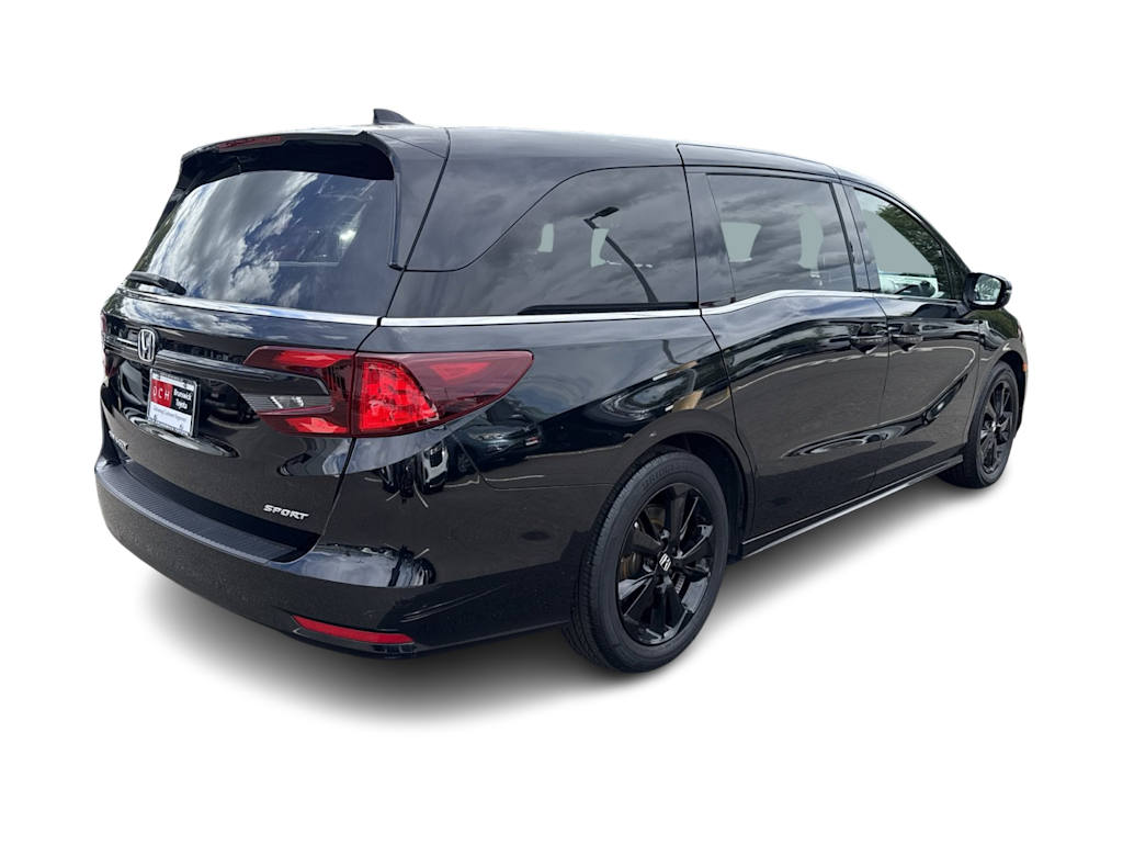 Thumbnail: 2023 Honda Odyssey - 18