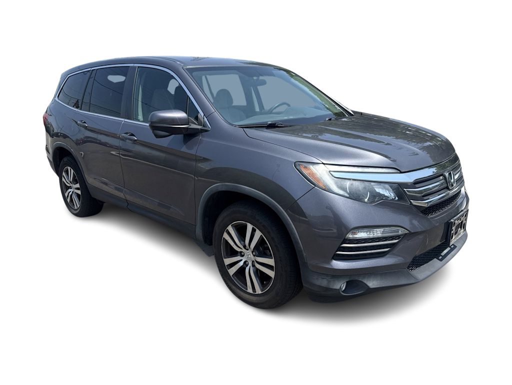 Thumbnail: 2017 Honda Pilot - 17