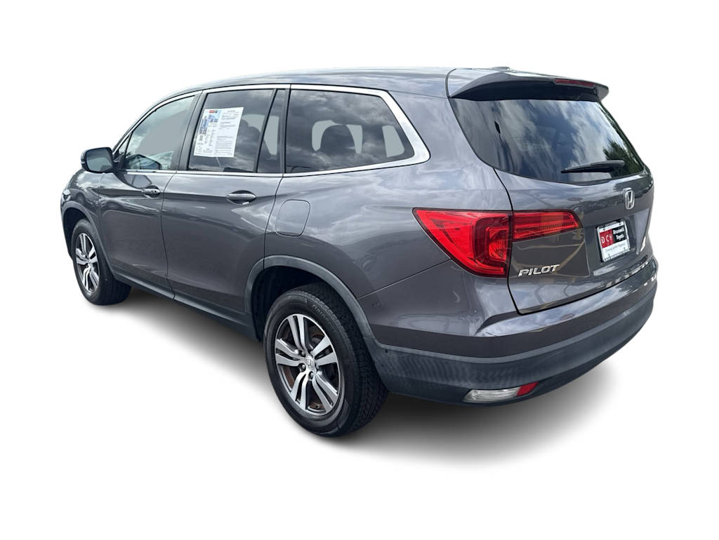 Thumbnail: 2017 Honda Pilot - 3