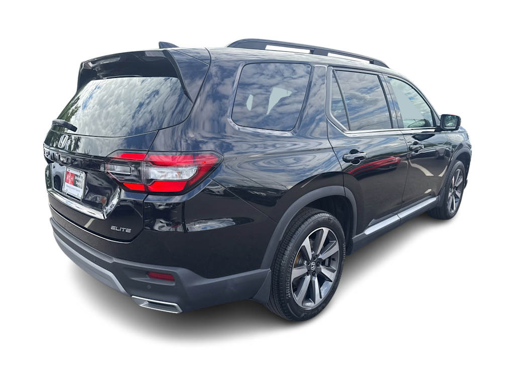 Thumbnail: 2023 Honda Pilot - 18