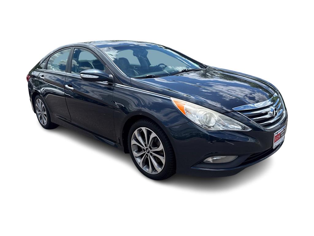 Thumbnail: 2014 Hyundai Sonata - 16