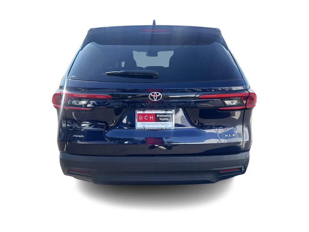 Thumbnail: 2024 Toyota Grand Highlander - 4