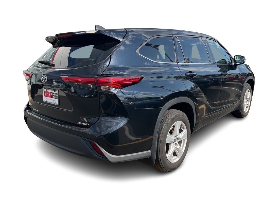 Thumbnail: 2022 Toyota Highlander - 16